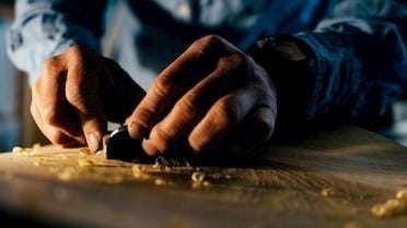 “ZEN” Stolice I Umjetnost Obrade Drveta
